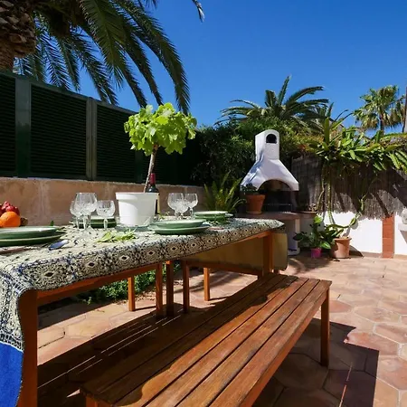 Casa Ginebro Nyaraló