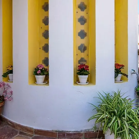 Casa Ginebro * 丰德萨卡拉